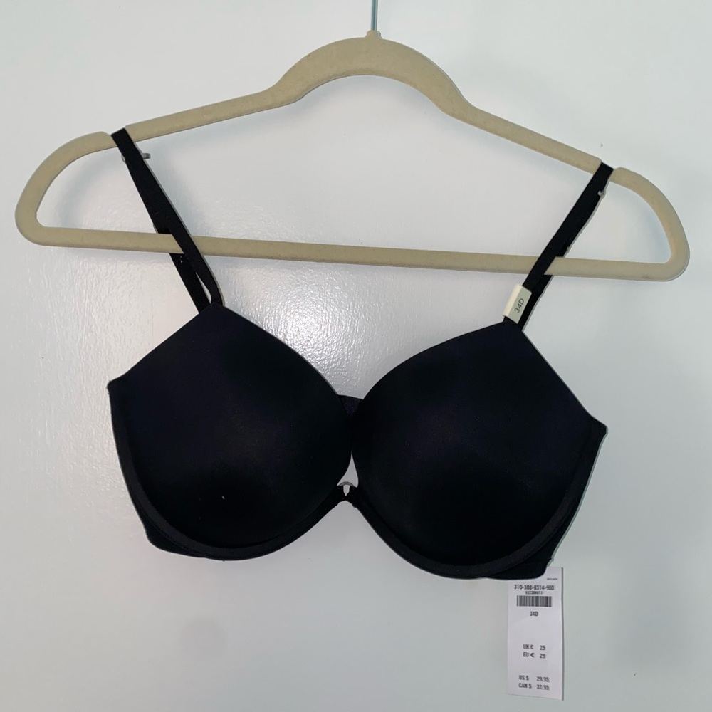 Hollister/ Gilly Hicks Bra